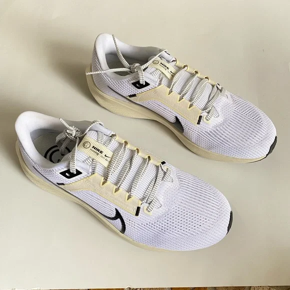 10 Nike Air Zoom Pegasus 40 Womens white black coconut milk running shoes sneaks - Picture 7 of 9